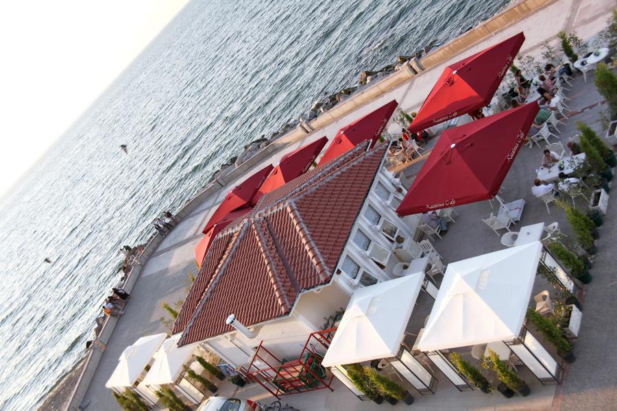Trilyali Butik Hotel Tirilye Bagian luar foto