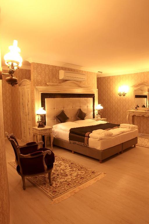Trilyali Butik Hotel Tirilye Bagian luar foto