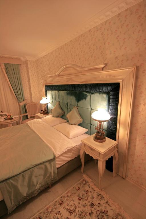 Trilyali Butik Hotel Tirilye Ruang foto
